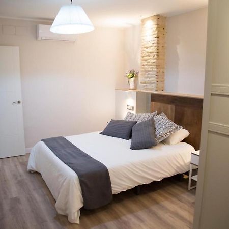 Apartamenticos Studio 39 Сарагоса Экстерьер фото