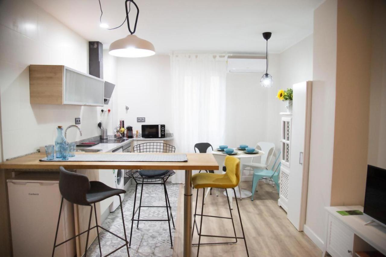 Apartamenticos Studio 39 Сарагоса Экстерьер фото