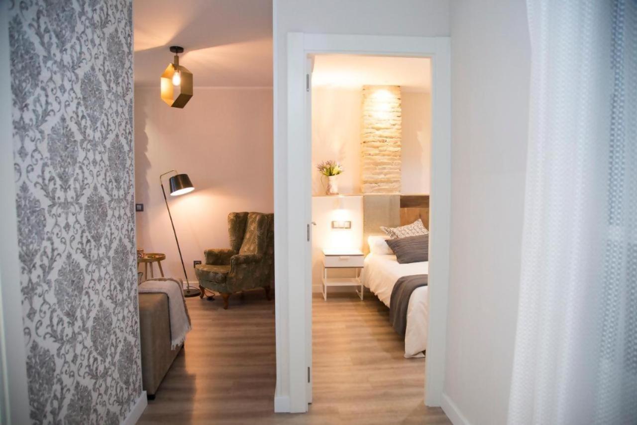 Apartamenticos Studio 39 Сарагоса Экстерьер фото